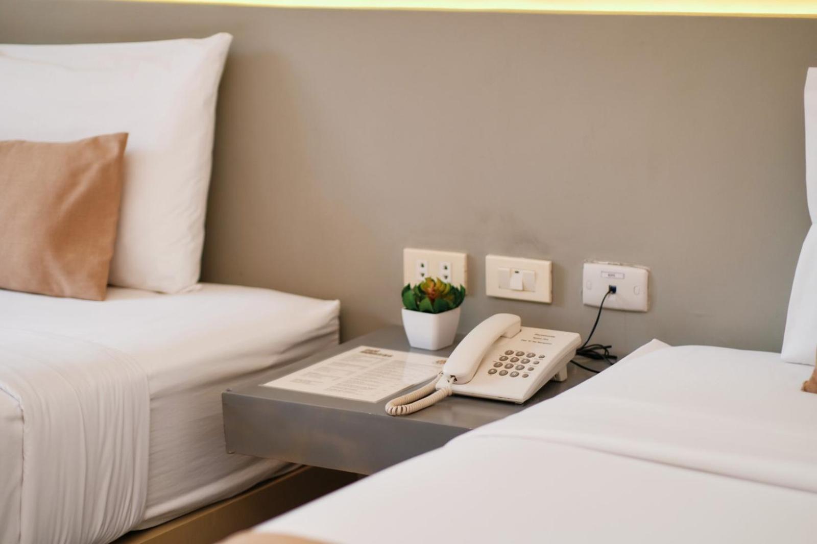 Casa Veles Hotel Маривелес Экстерьер фото